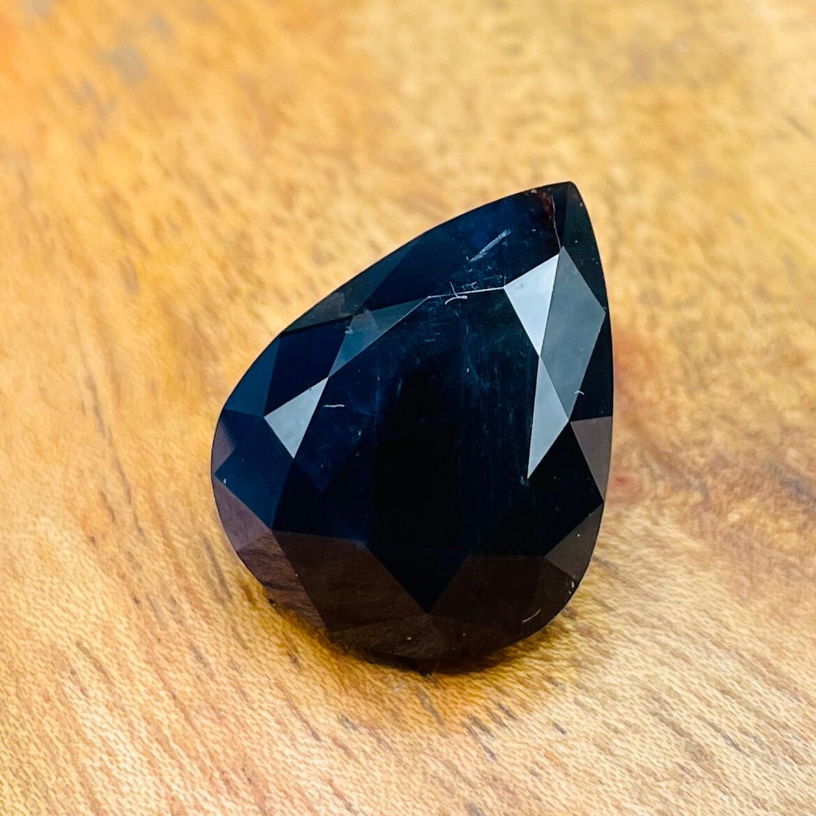 Midnight Sapphire Pear